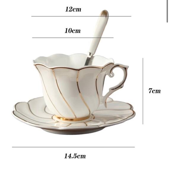 Set of 4 White Gold Trim Tea Coffee Cups - Picture 2 of 4